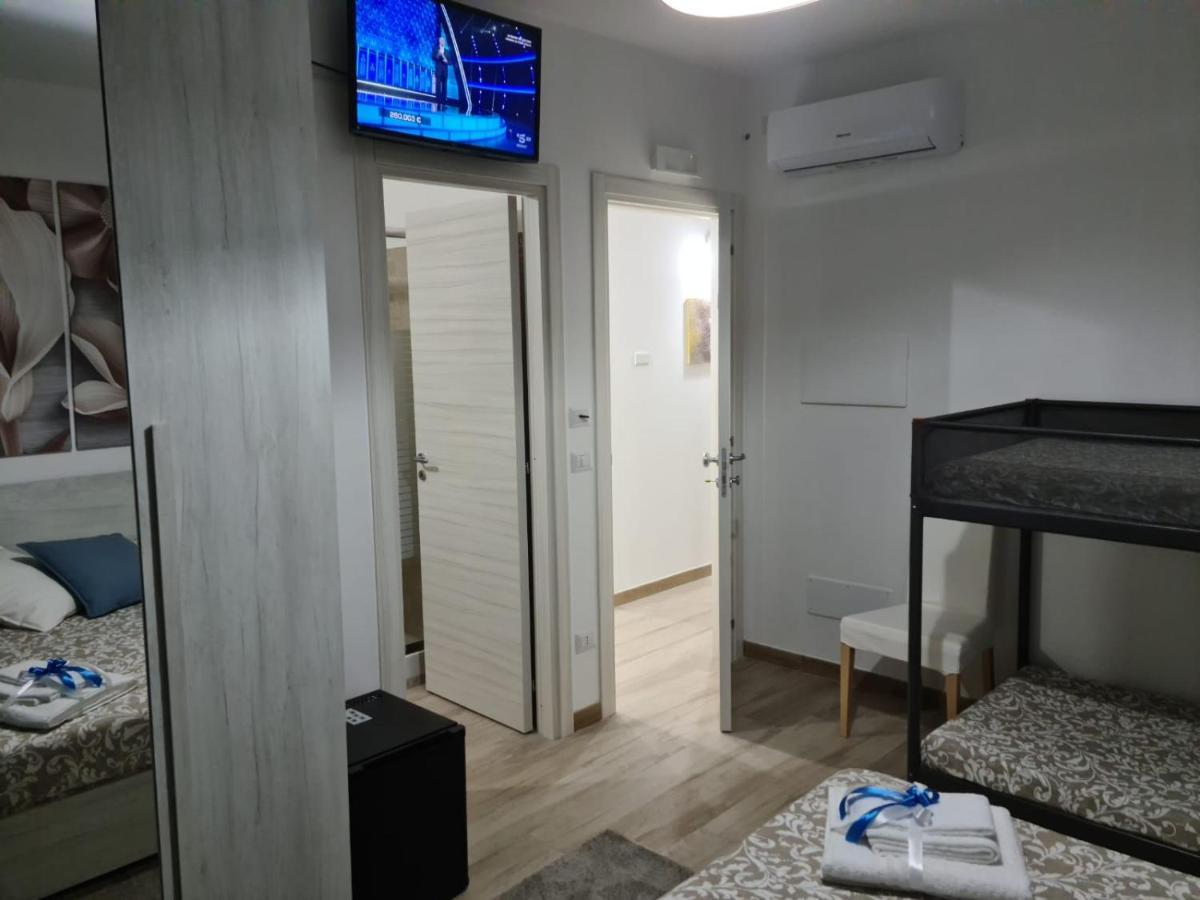 B&B Villa Chiara Bed And Breakfast ตาออร์มินา ภายนอก รูปภาพ