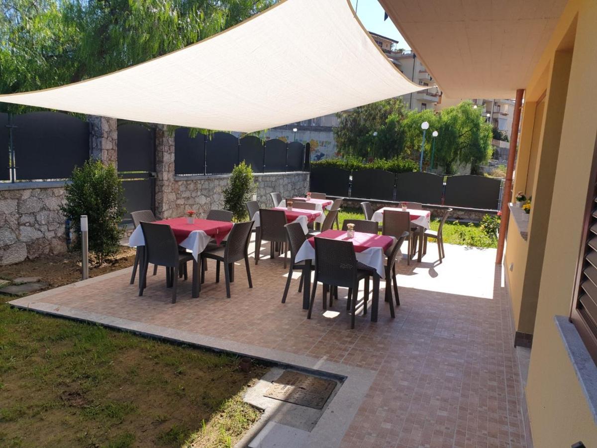 B&B Villa Chiara Bed And Breakfast ตาออร์มินา ภายนอก รูปภาพ